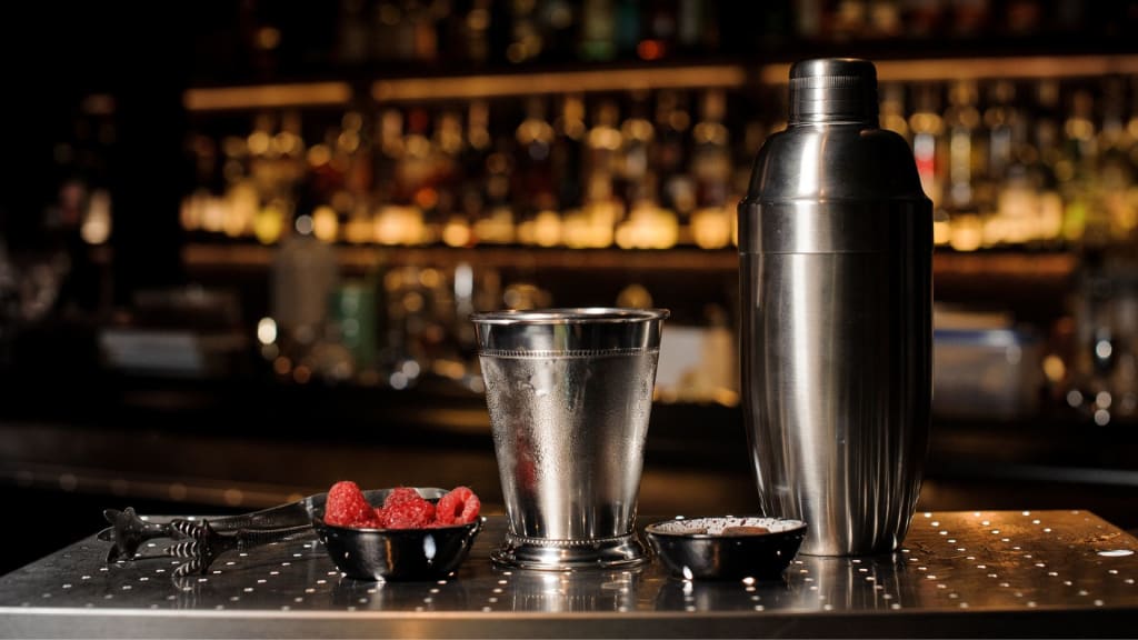 How Much Does It Cost to Open a Bar